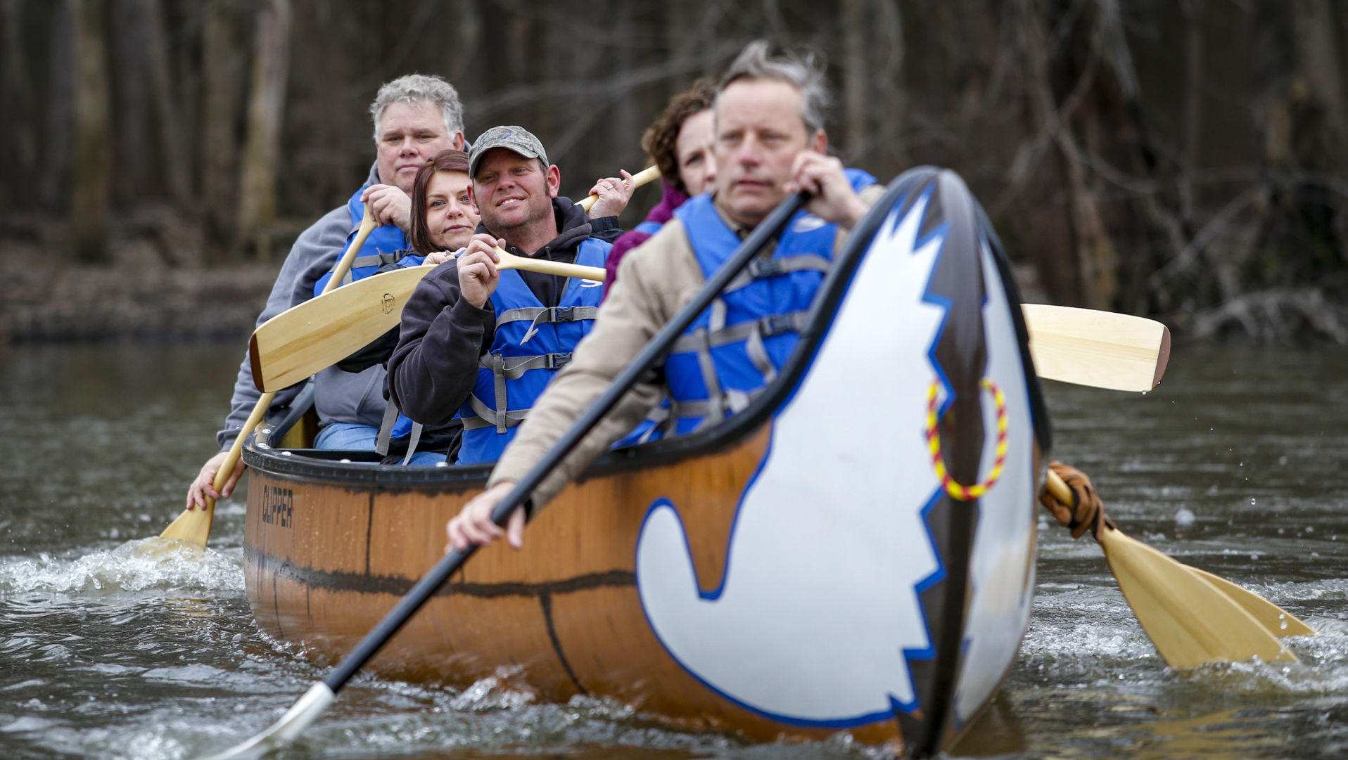 Voyaguer canoes